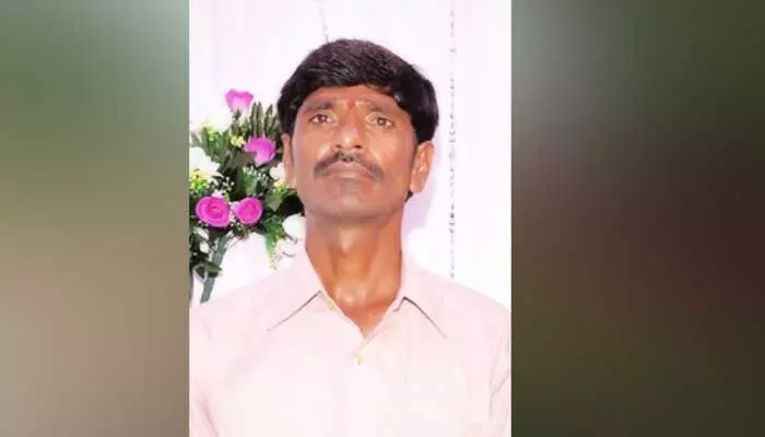 Murder : పొలంలో రైతు దారుణ హత్య.. Murder : పొలంలో రైతు దారుణ హత్య..