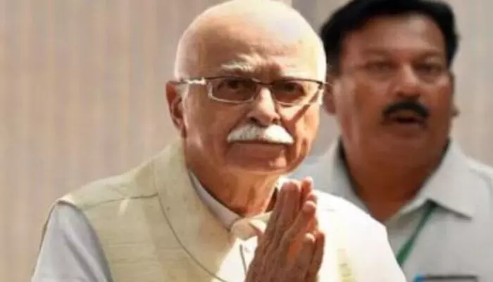 LK Advani: అస్వస్థతకు గురైన ఎల్కే అడ్వానీ LK Advani: అస్వస్థతకు గురైన ఎల్కే అడ్వానీ