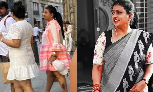 Roja : వామ్మో.. ఈమె మాజీ మంత్రి రోజానేనా.. పొట్టి డ్రెస్‌లో ఆ ఫోజు ఏంటీ?