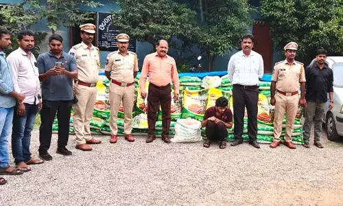 7740 కేజీల నల్ల బెల్లం స్వాధీనం