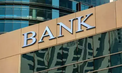 Banks: గత ఐదేళ్లలో రూ.9.90 లక్షల కోట్ల రుణాలను మాఫీ చేసిన బ్యాంకులు