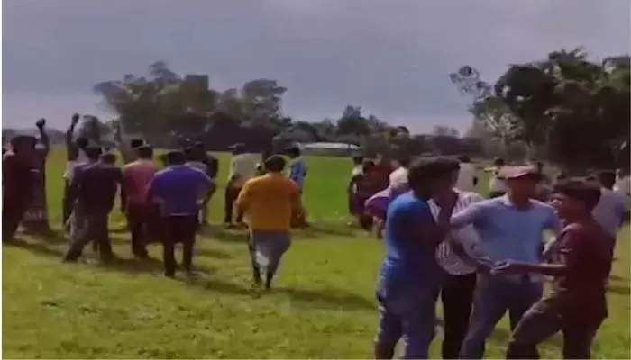 Bangladeshis : బెంగాల్లోకి ప్రవేశించేందుకు 600 మంది బంగ్లాదేశీయుల యత్నం Bangladeshis : బెంగాల్లోకి ప్రవేశించేందుకు 600 మంది బంగ్లాదేశీయుల యత్నం