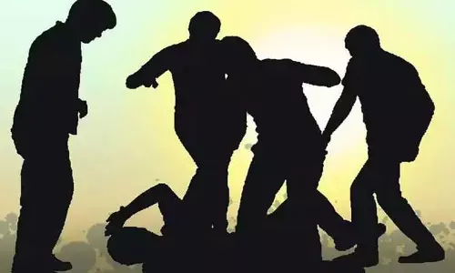 చీరాల సమీపంలో ఘోరం... కారుకు సైడ్ ఇవ్వలేదని యువకుడి దారుణ హత్య