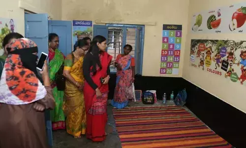 Collector Pravinya : అంగన్వాడీ కేంద్ర పనులను త్వరగా పూర్తి చేయాలి