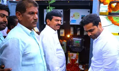 Minister Ponguleti : పాలేరు ఎడమ కాలువకు నీటిని విడుదల చేసిన  మంత్రి పొంగులేటి
