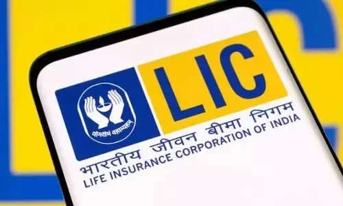 LIC: ఎల్‌ఐసీలో మరో 5 శాతం వాటా తగ్గించే యోచనలో ప్రభుత్వం