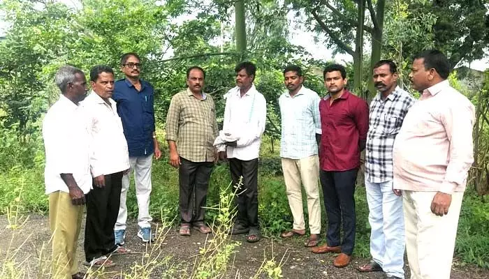 ganja : గంజాయి అమ్ముతున్న వ్యక్తి అరెస్ట్ ganja : గంజాయి అమ్ముతున్న వ్యక్తి అరెస్ట్
