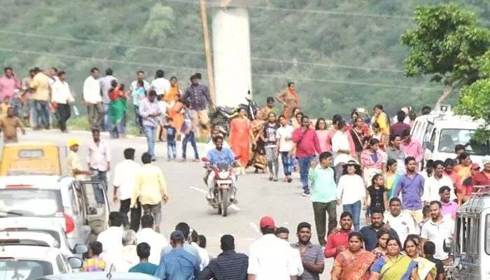 Nagarjunasagar : నాగార్జునసాగర్ ప్రాజెక్ట్కు భారీగా వరద Nagarjunasagar : నాగార్జునసాగర్ ప్రాజెక్ట్కు భారీగా వరద