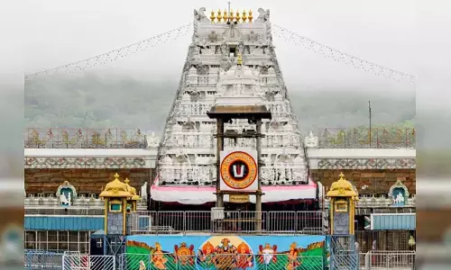Tirumala Updates: తిరుమలలో భక్తుల రద్దీ సాధారణం.. సర్వదర్శనానికి 8 గంటల సమయం