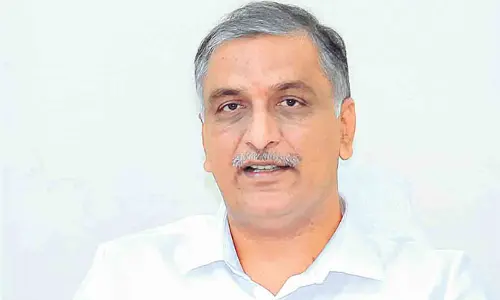 Harish Rao: ఉన్నమాట అంటే ఉలుకిపాటు ఎందుకు?.. బీఆర్ఎస్ నేత ఫైర్