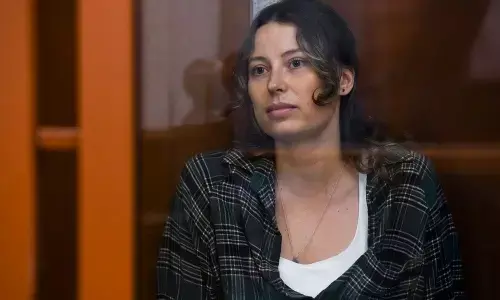 Russia: విరాళం ఇచ్చినందుకు యువతికి 15 ఏళ్ల జైలు శిక్ష వేయాలని డిమాండ్