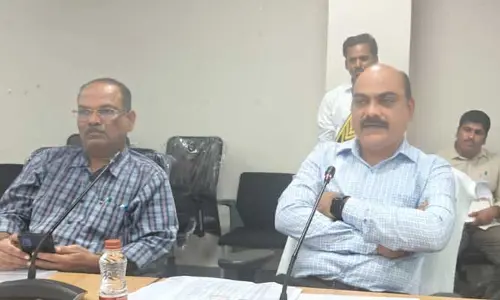 Joint Collector : అక్టోబర్ లోగా సీఎంఆర్ లక్ష్యాన్ని పూర్తి చేయాలి