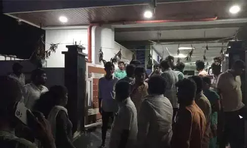 సూర్యాపేటలో ఠాగూర్ సీన్.. చనిపోయిన విషయం దాచి హాస్పిటల్ నిర్వాకం..!