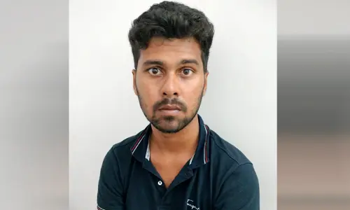 మద్యం మత్తులో గొడవ... కత్తితో దాడి...