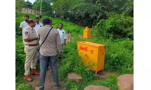 ఏడుపాయల్లో హుండీల చోరీ.. భారీగా కానుకలు మాయం..