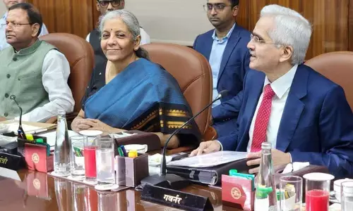 Banks Deposits: డిపాజిట్లను పెంచడంపై దృష్టి పెట్టండి: ఆర్థిక మంత్రి