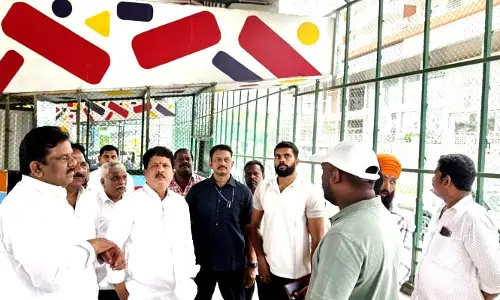 ఫ్లైఓవర్​ కింద ఖాళీ ప్రదేశంలో ఇండోర్​ క్రీడా ప్రాంగణం