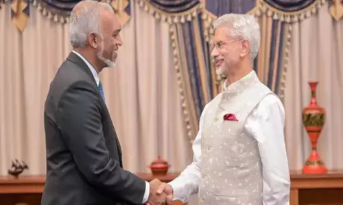 Maldives : మాల్దీవులతో బలమైన సంబంధాలు కోరుకుంటున్నాం : జైశంకర్