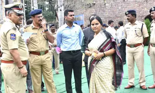 రాష్ట్రం గొప్పతనం చాటేలా స్వాతంత్య్ర వేడుకలుః సీఎస్ శాంతికుమారి