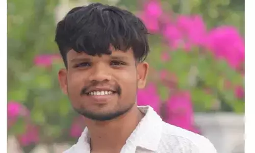 ఆత్మహత్య చేసుకున్న డిగ్రీ స్టూడెంట్
