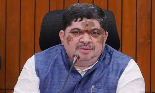 Ponnam Prabhakar: వైద్యులు డ్యూటీ లో ఉండి నిరసనలు తెలపాలని మంత్రి పొన్నం విజ్ఞప్తి