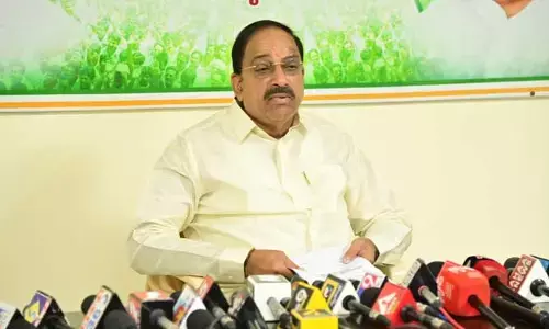 గోదావరి జలాలతో జిల్లాను సస్యశ్యామలం చేస్తా.. మంత్రి తుమ్మల ప్రకటన