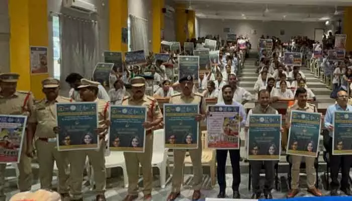 డ్రగ్స్ ను శాశ్వతంగా తరిమికొట్టాలి.. ఎస్పీ సాయిచైతన్య పిలుపు డ్రగ్స్ ను శాశ్వతంగా తరిమికొట్టాలి.. ఎస్పీ సాయిచైతన్య పిలుపు