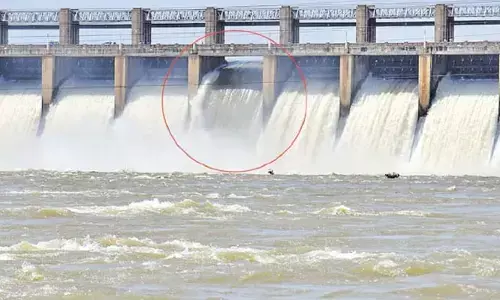 Thungabhara Dam: తుంగభద్ర డ్యామ్‌‌లోకి కొనసాగుతోన్న వరద.. అధికారుల కీలక నిర్ణయం