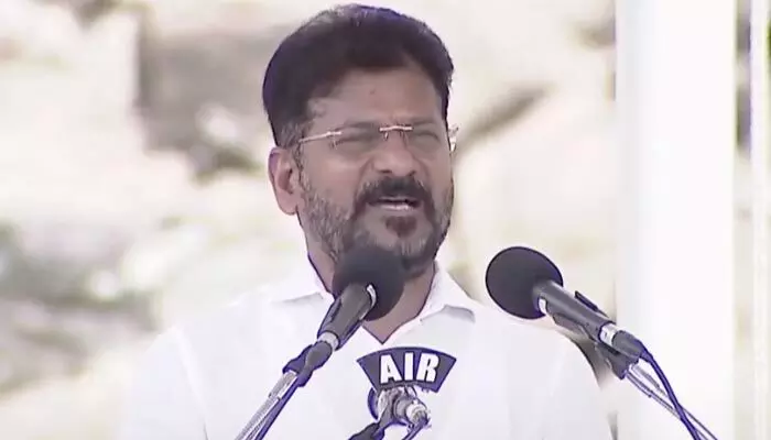BIG News: రుణమాఫీ కాని వారికి భారీ గుడ్ న్యూస్.. సీఎం రేవంత్ రెడ్డి కీలక ప్రకటన BIG News: రుణమాఫీ కాని వారికి భారీ గుడ్ న్యూస్.. సీఎం రేవంత్ రెడ్డి కీలక ప్రకటన