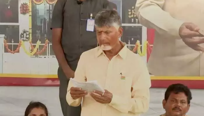 CM Chandrababu:అన్న క్యాంటీన్లకు విరాళాలు ఈ ఖాతాకు పంపండి: సీఎం చంద్రబాబు CM Chandrababu:అన్న క్యాంటీన్లకు విరాళాలు ఈ ఖాతాకు పంపండి: సీఎం చంద్రబాబు