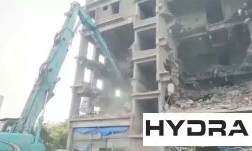 BREAKING: అక్రమ నిర్మాణాలపై హైడ్రా ఉక్కుపాదం.. భారీ భవనం నేలమట్టం