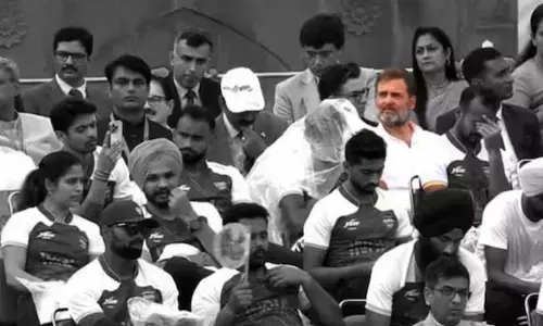Independence Day: పదేళ్ల తర్వాత స్వాతంత్య్ర వేడుకల్లో పాల్గొన్న ప్రతిపక్షనేత