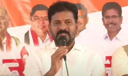 BREAKING: కేసీఆర్, హరీష్‌ చెల్లని రూపాయిలాంటోళ్లు : సీఎం రేవంత్‌రెడ్డి సంచలన వ్యాఖ్యలు