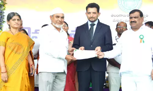 అభివృద్ది, సంక్షేమం రెండు కళ్లు
