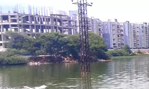 దర్జాగా..కబ్జా