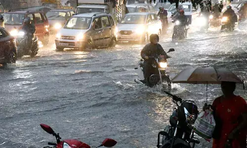 Hyderabad: నగర వాసులకు బిగ్ అలర్ట్..డ్యూటీ ముగించుకొని ఇంటికి వెళ్తున్నారా?