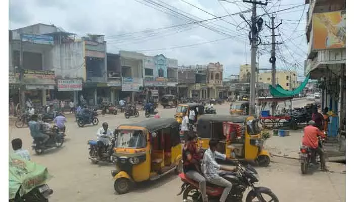రేపు హుస్నాబాద్ బంద్.. హిందూ సంఘాల ఐక్యవేదిక పిలుపు రేపు హుస్నాబాద్ బంద్.. హిందూ సంఘాల ఐక్యవేదిక పిలుపు