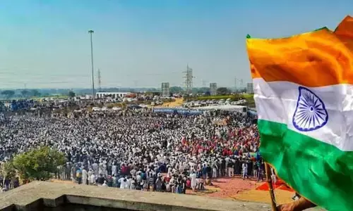 ఆ గ్రామంలో ఆగస్టు 15 న కాదు, 16 న స్వాతంత్య్ర దినోత్సవ వేడుకలు.!
