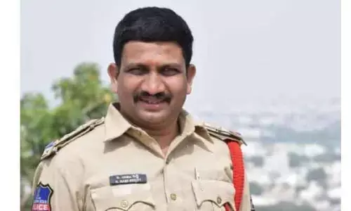 దళిత మహిళపై థర్డ్ డిగ్రీ.. పోలీసులపై తొలి కేసు నమోదు