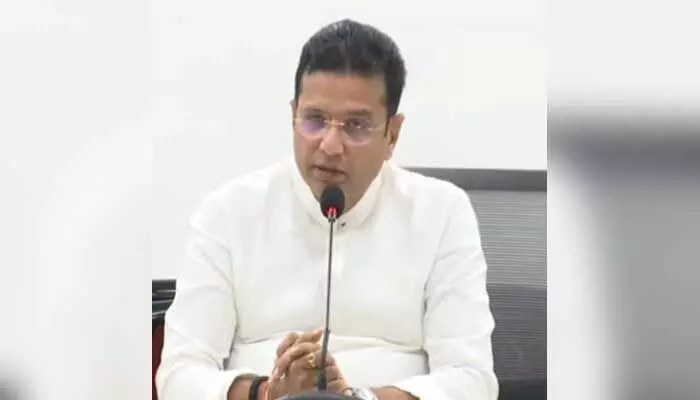 Shridhar Babu: ‘మేమేమి ఎంటర్టైన్మెంట్ కోసం విదేశీ పర్యటనకు వెళ్లలేదు’ మంత్రి శ్రీధర్ స్ట్రాంగ్ కౌంటర్ Shridhar Babu: ‘మేమేమి ఎంటర్టైన్మెంట్ కోసం విదేశీ పర్యటనకు వెళ్లలేదు’ మంత్రి శ్రీధర్ స్ట్రాంగ్ కౌంటర్