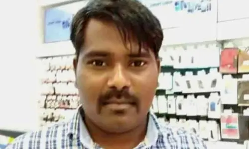 తండ్రి మరణంతో ఆగిన తనయుడి గుండె