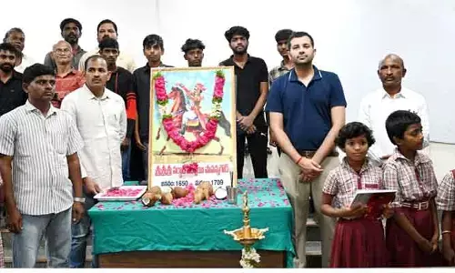 సర్వాయి పాపన్న పోరాట పటిమ ఆదర్శం : కలెక్టర్ ప్రతీక్ జైన్