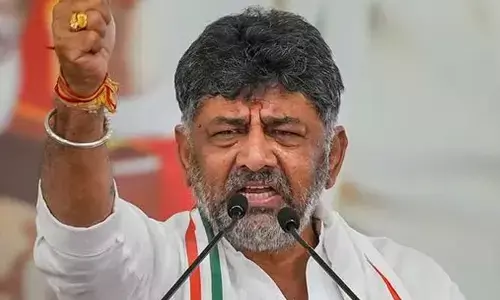 Karnataka congress: గవర్నర్ నిర్ణయంపై కాంగ్రెస్ ఫైర్.. కర్ణాటకలో నిరసనలకు పిలుపు