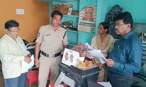 అనుమతి లేని మెడికల్ ల్యాబ్ సీజ్