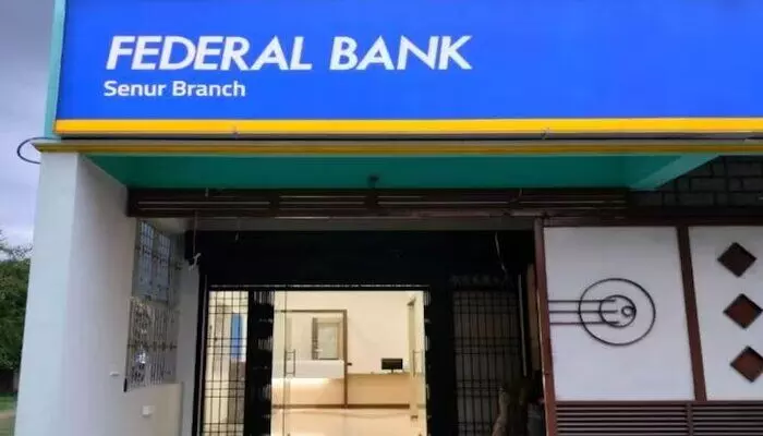 Federal Bank: బ్యాంకుల్లో డిపాజిట్ల పెరుగుదల లేకపోవడం అతిపెద్ద సమస్య: ఫెడరల్ బ్యాంక్ Federal Bank: బ్యాంకుల్లో డిపాజిట్ల పెరుగుదల లేకపోవడం అతిపెద్ద సమస్య: ఫెడరల్ బ్యాంక్
