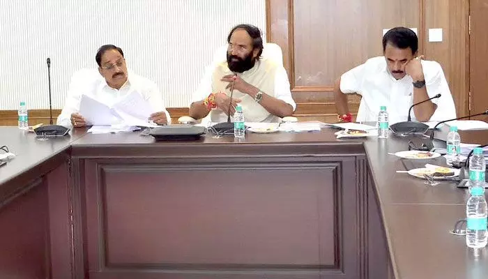 TG: గ్లోబల్ టెండర్ల విషయంలో సర్కార్ కీలక నిర్ణయం TG: గ్లోబల్ టెండర్ల విషయంలో సర్కార్ కీలక నిర్ణయం