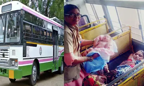 TGSRTC : రక్షాబంధన్ రోజు ఆర్టీసీ బస్సులో గర్భిణీకి పురుడు పోసిన కండక్టర్.. సజ్జనార్ ఆసక్తికర ట్వీట్