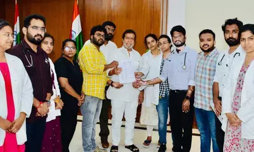 కోల్ కతా ఘటన నేపథ్యంలో మంత్రి దామోదర ఎదుట జూడాల కీలక విజ్ఞప్తి