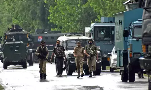 Terrar attack: జమ్మూ కశ్మీర్‌లో ఉగ్రదాడి.. సీఆర్‌పీఎఫ్ అధికారి మృతి
