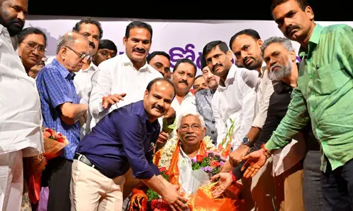 Kodandaram: రెవెన్యూ ఉద్యోగులకు అండగా నిలుస్తా